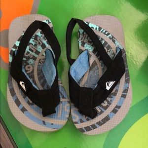 QuickSilver boy flip flops
